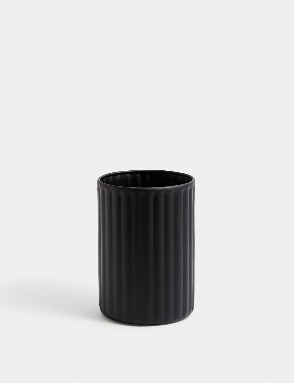 Ribbed Utensil Holder 1 of 4