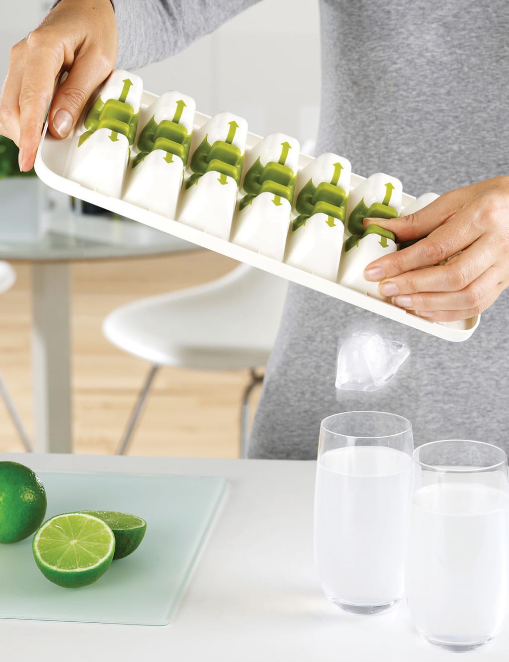 QuickSnap™ Plus Ice Cube Tray 3 of 3