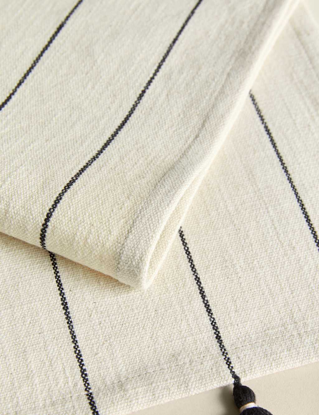 Set of 2 Pure Cotton Striped Tassel Placemats 4 of 4