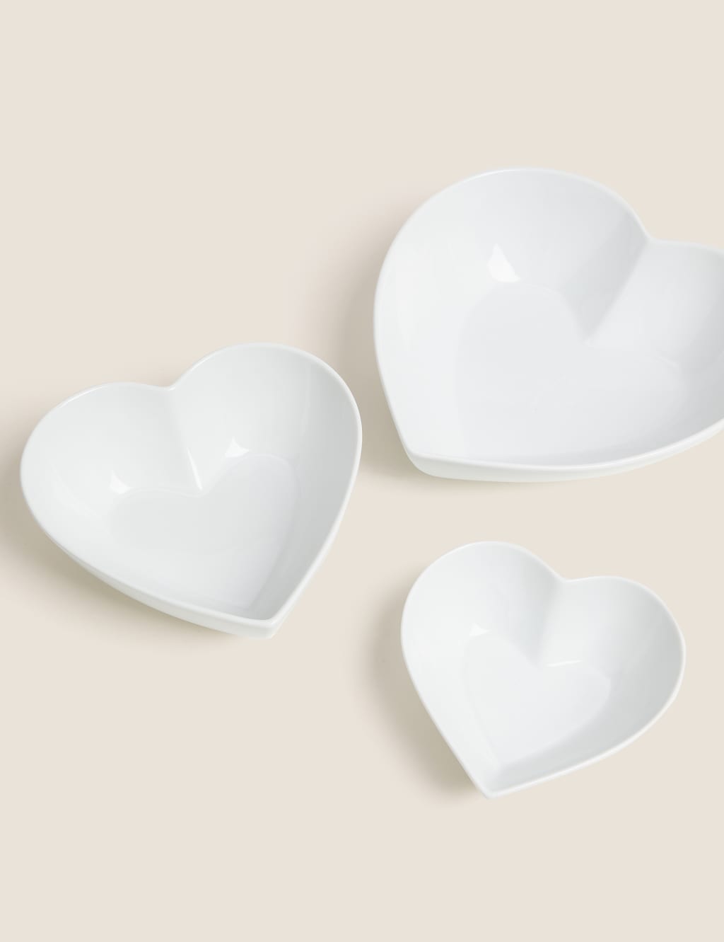 Maxim Medium Heart Serving Bowl 4 of 4