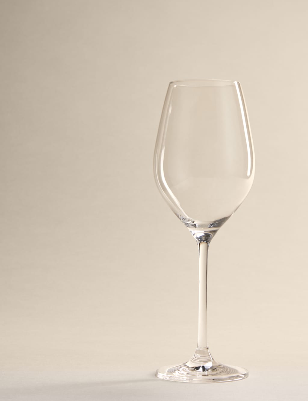 Set of 2 Wine Glasses 3 of 6