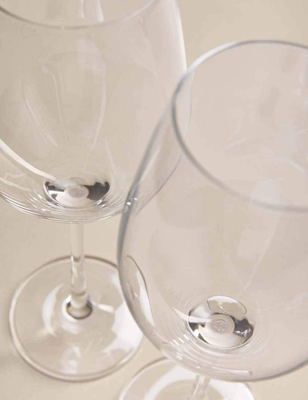 Set of 2 Wine Glasses 6 of 6