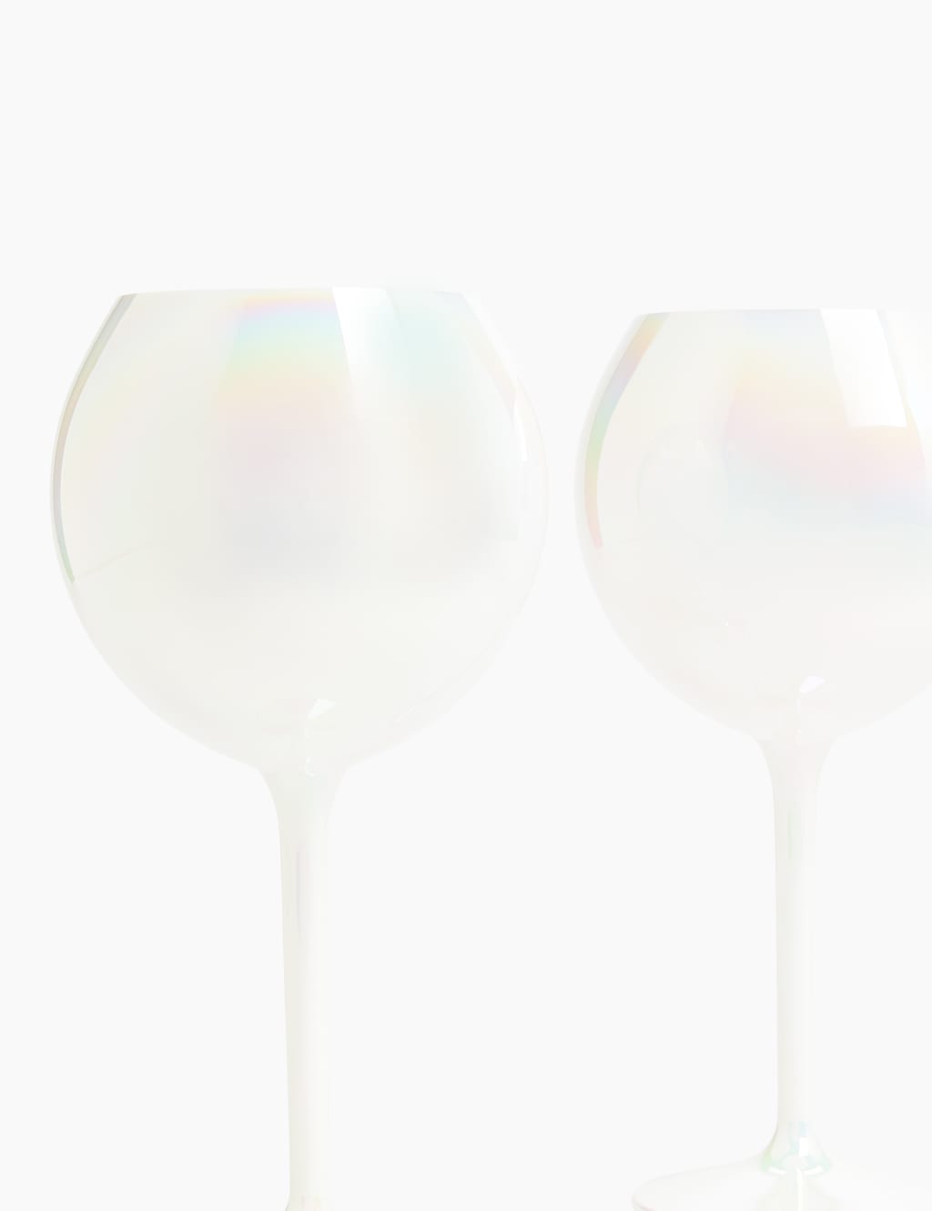 Set of 4 White Lustre Gin Glasses 3 of 3