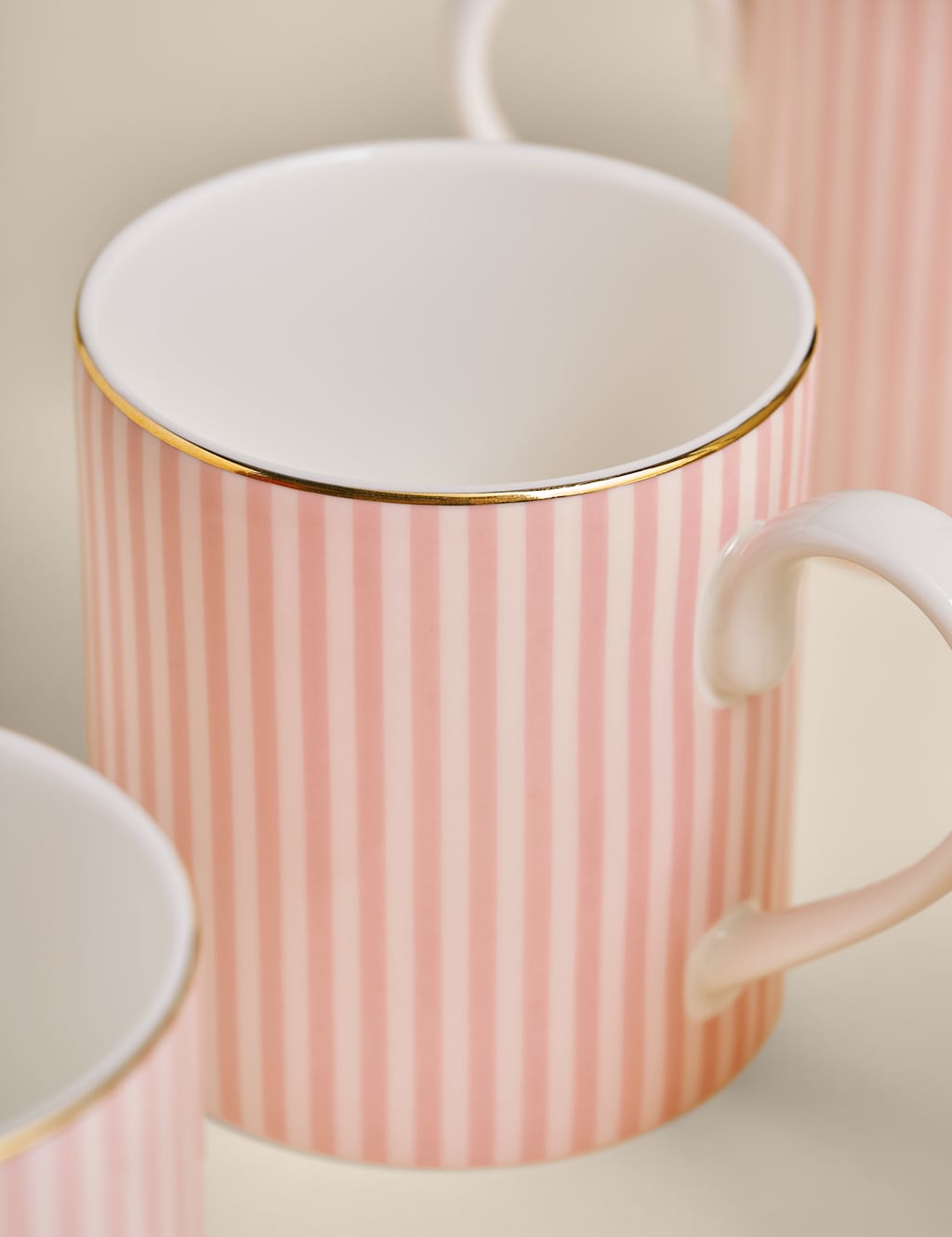Set of 4 Hampton Stripe Mugs 4 of 5