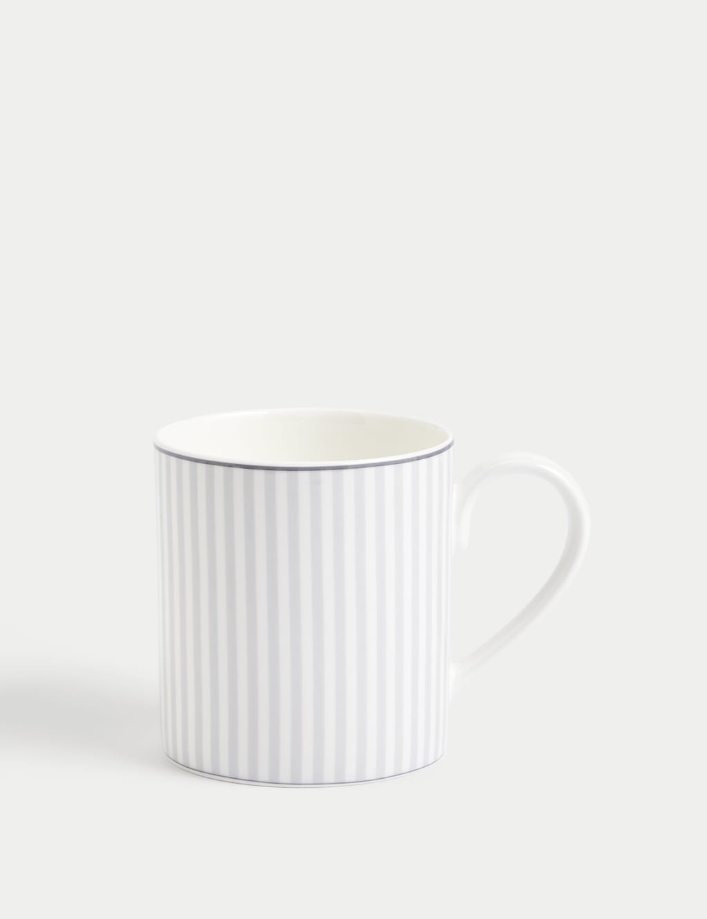 Set of 4 Hampton Stripe Mugs 2 of 4