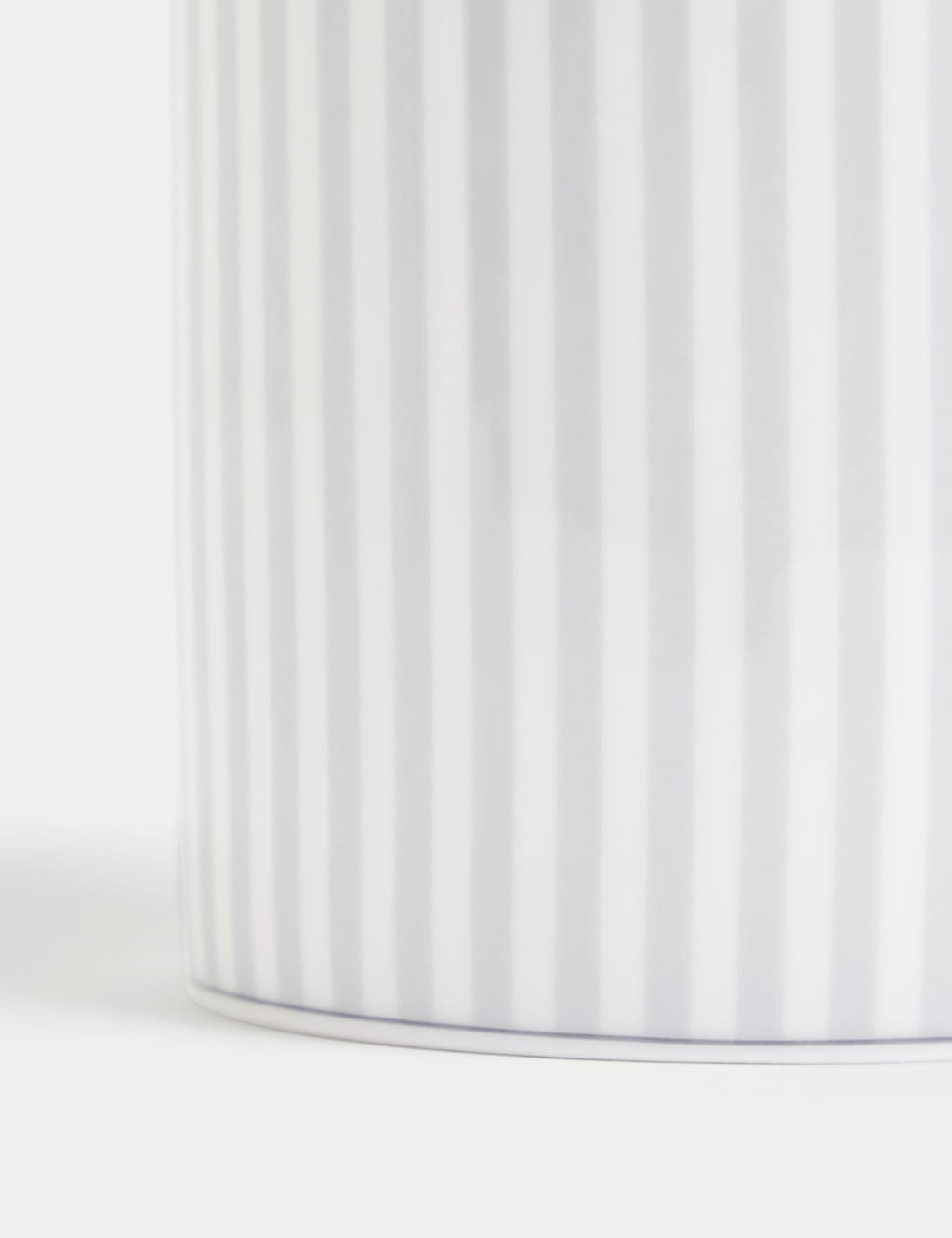 Set of 4 Hampton Stripe Mugs 4 of 4
