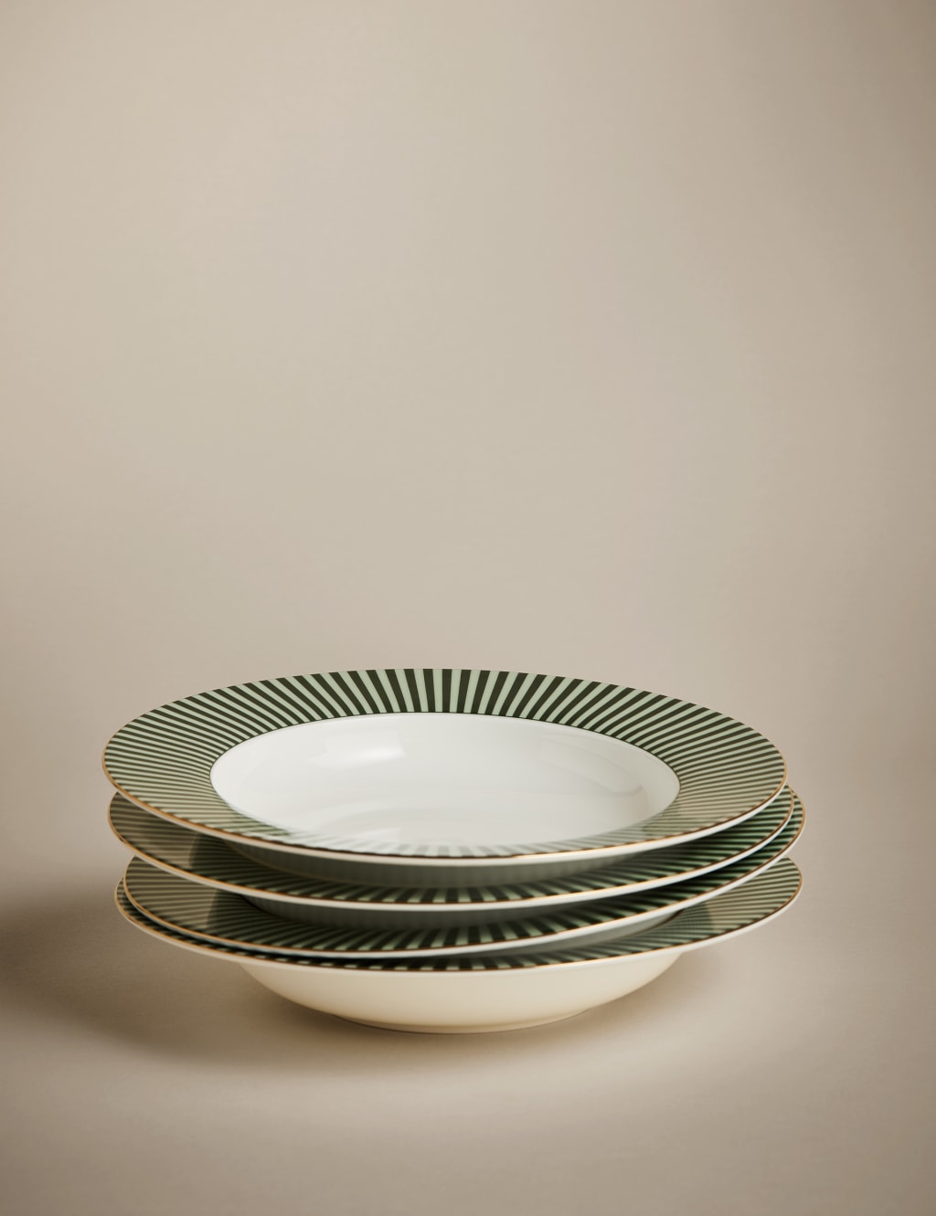 Set of 4 Hampton Pasta Bowls 3 of 4