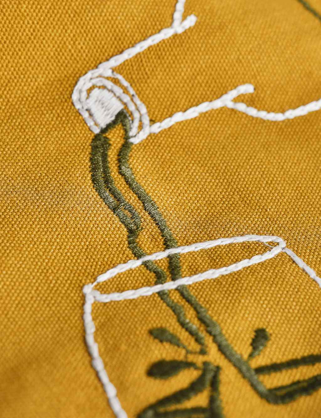 Pure Cotton Bistro Embroidered Tablecloth 6 of 7