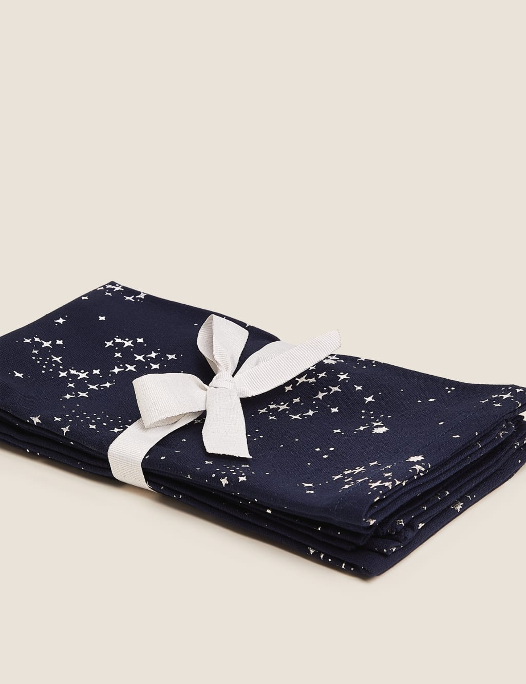 Set of 4 Star Print Napkins 3 of 3