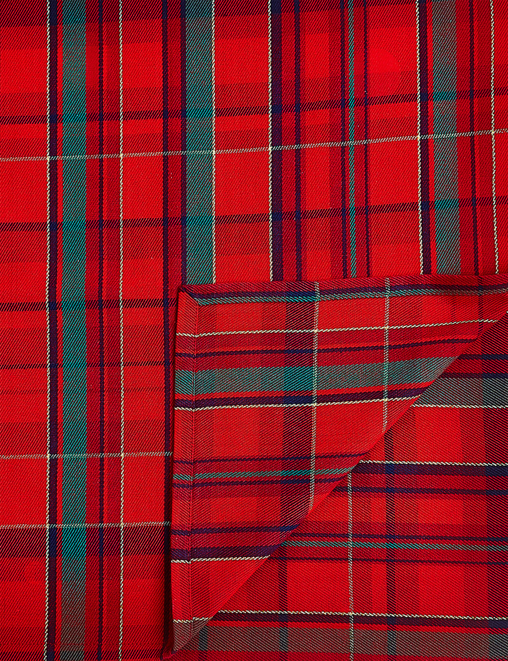 Cotton Tartan Tablecloth 2 of 3
