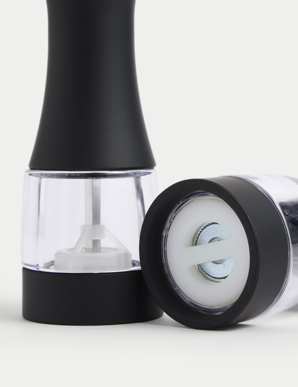 Salt & Pepper Mills 4 of 4