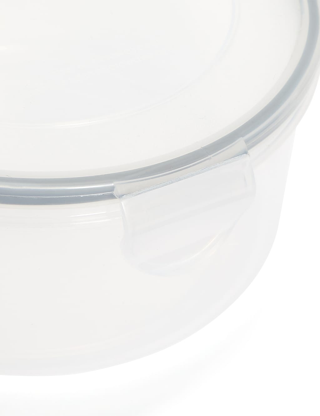 Set of 3 Round Clip Storage Containers 3 of 4