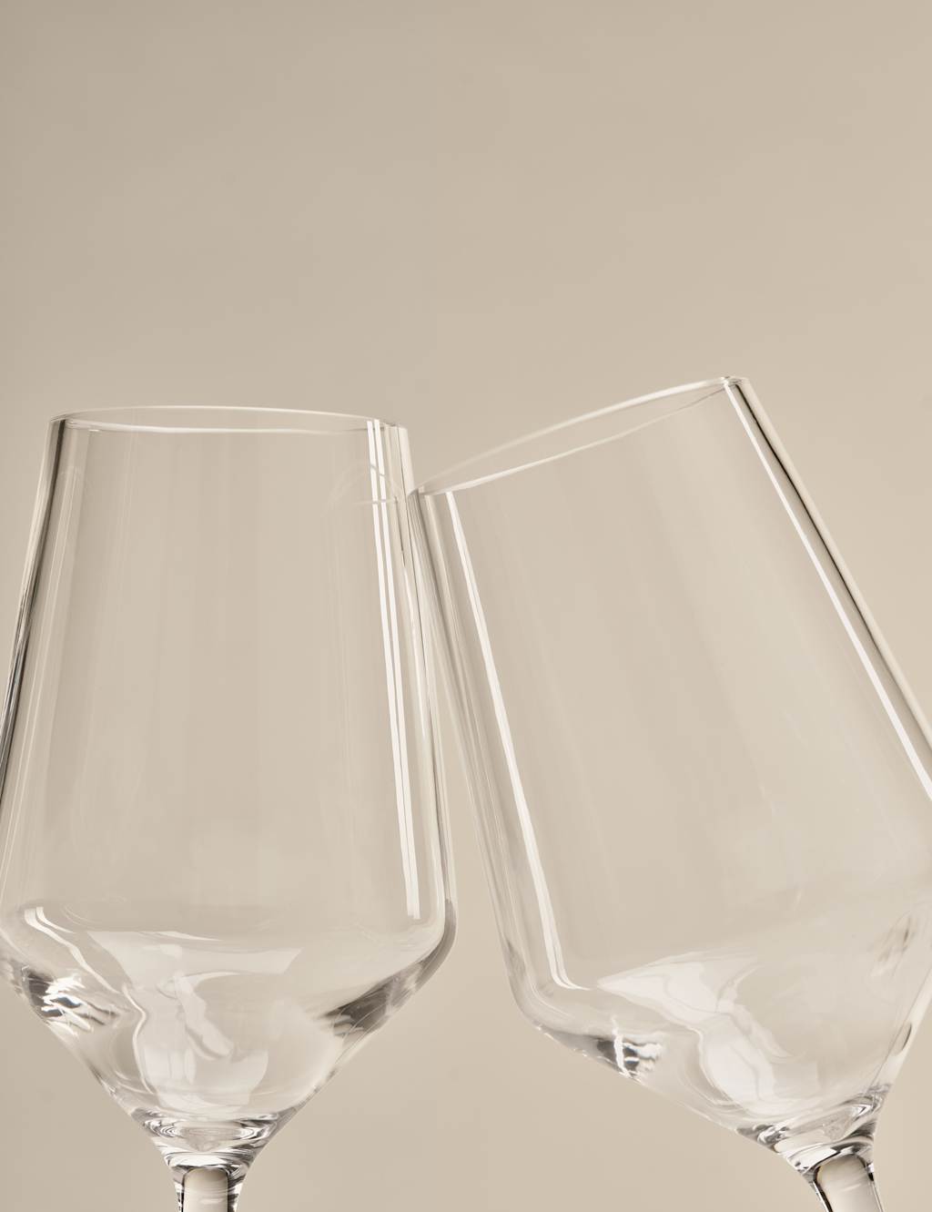 Set of 4 Angular Picnic Wine Glasses 4 of 4
