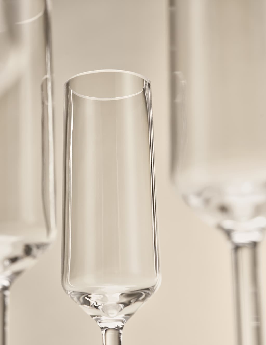 Set of 4 Angular Picnic Champagne Flutes 2 of 3
