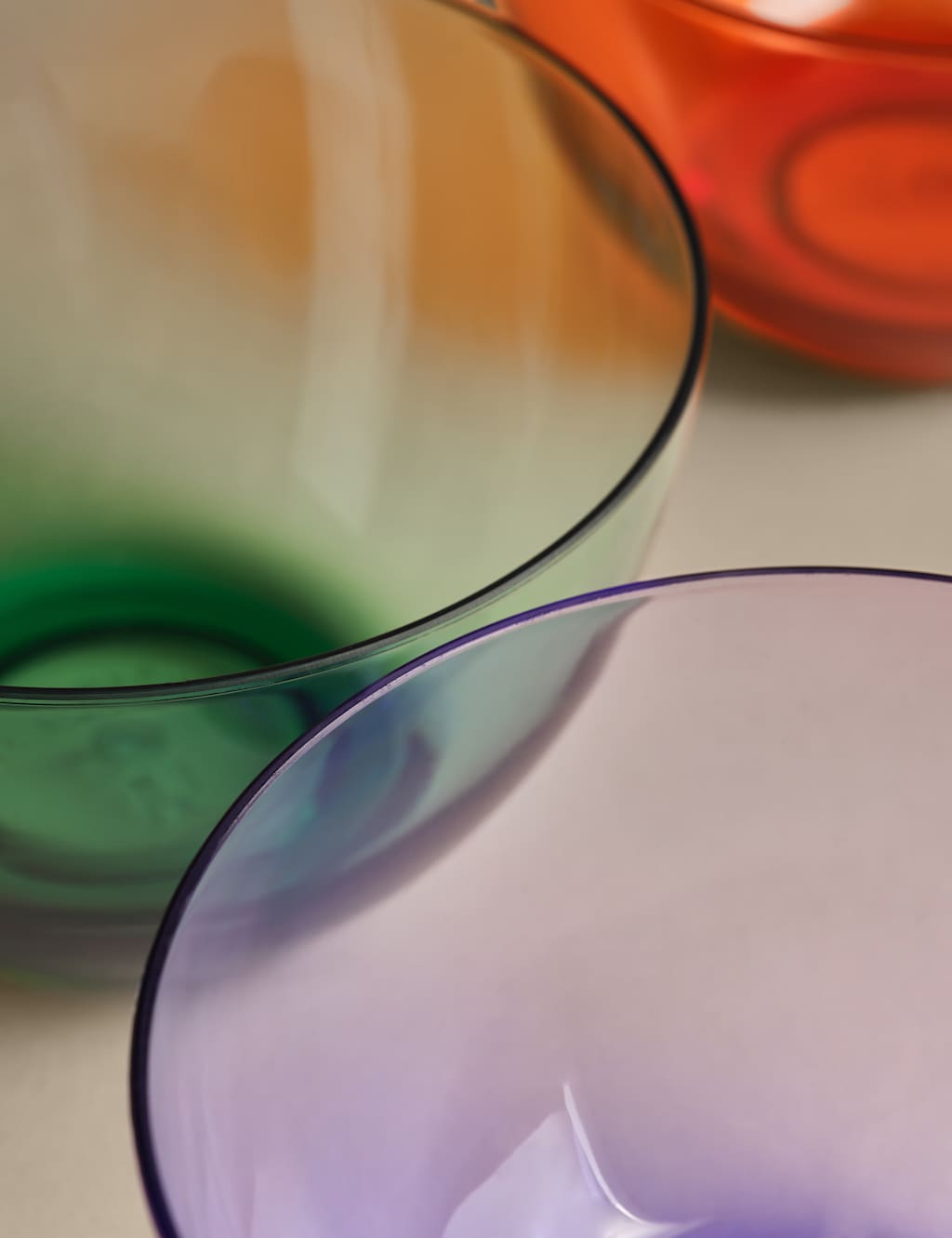 Set of 4 Rounded Picnic Cereal Bowls 2 of 5