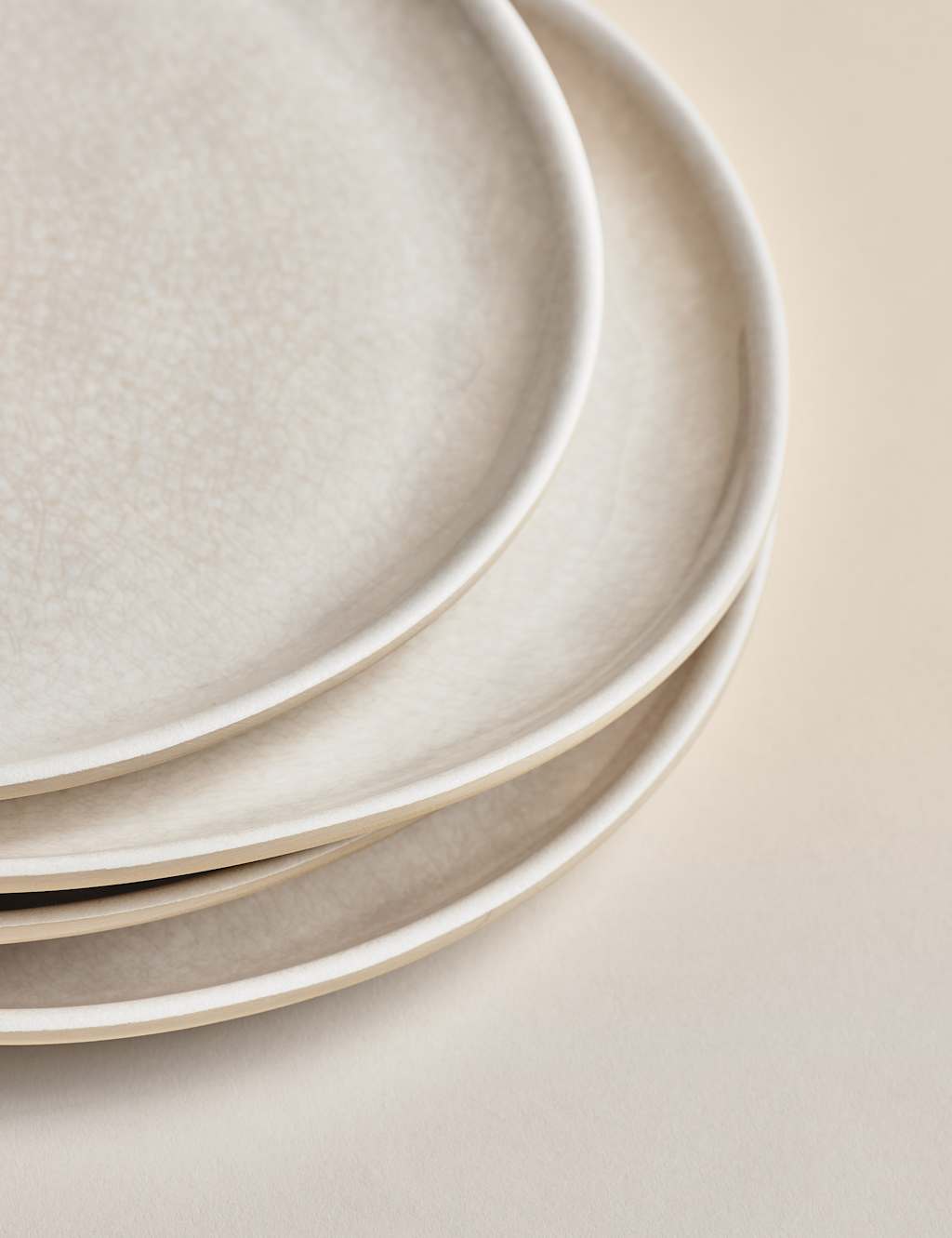 Set of 4 Linen Reactive Picnic Dinner Plates 5 of 5
