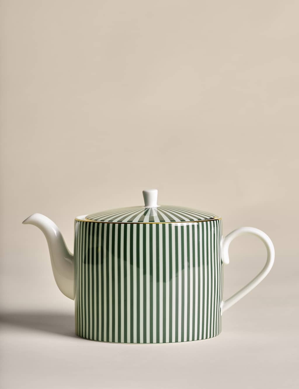 Hampton Teapot 3 of 7