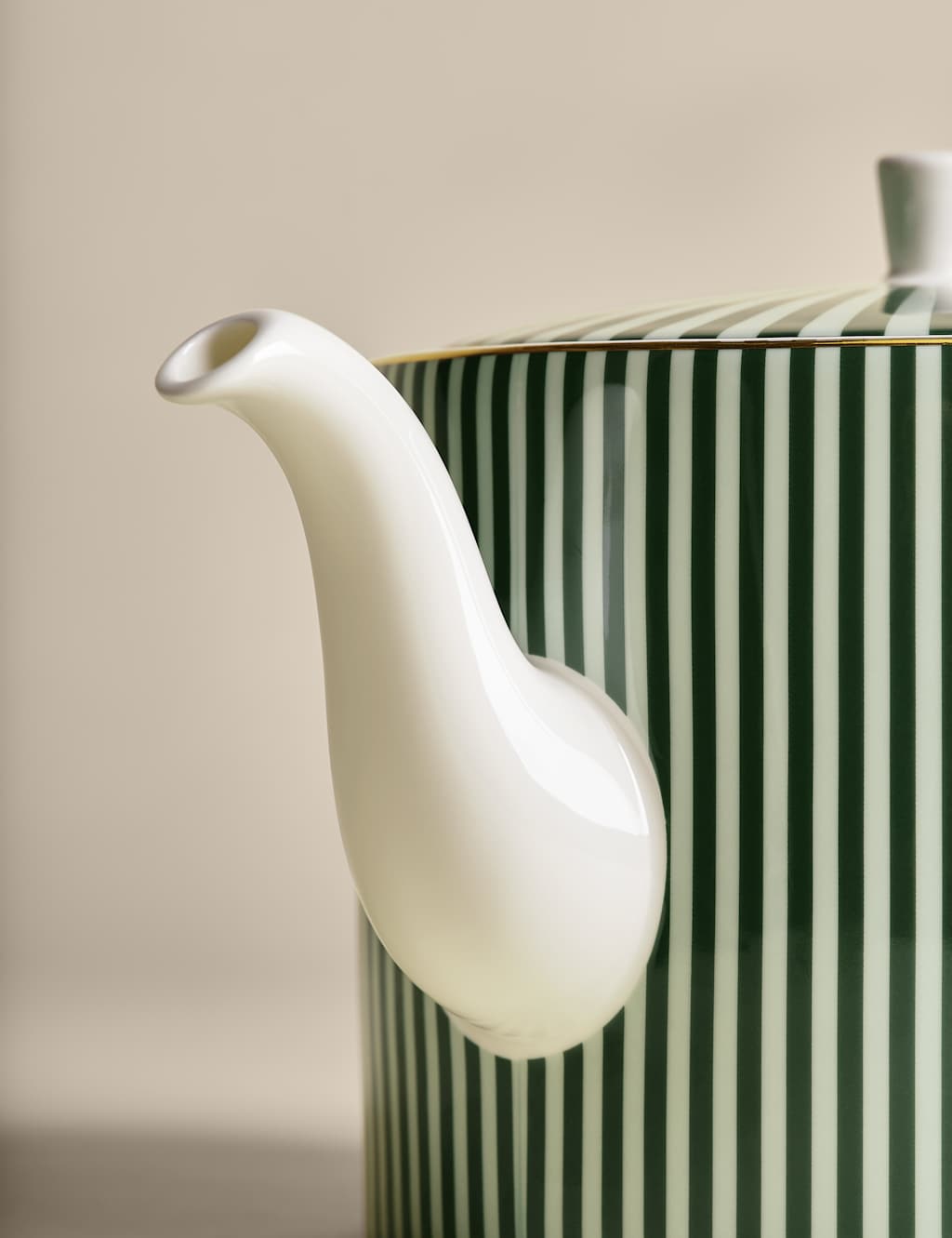Hampton Teapot 4 of 7