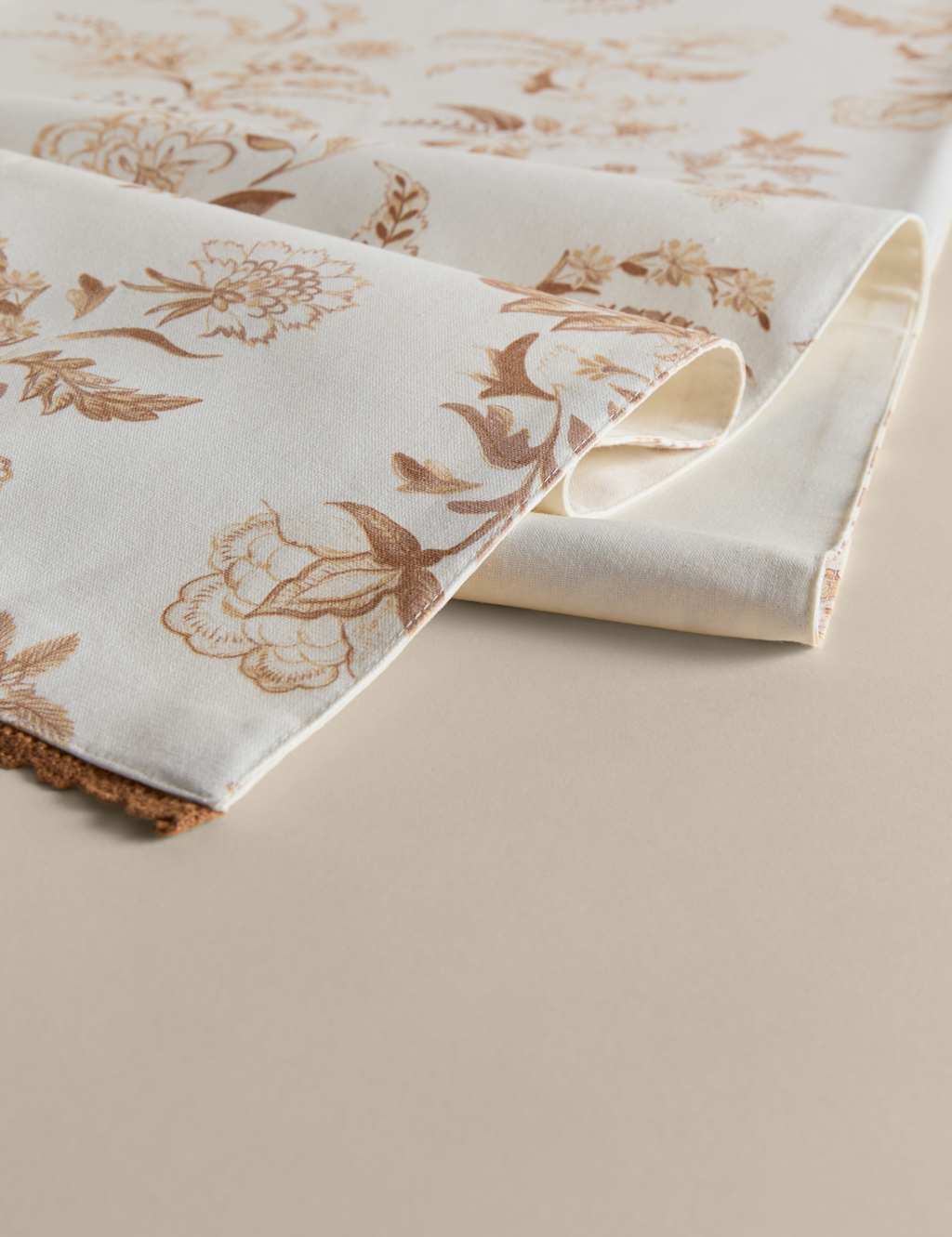 Pure Cotton Chintz Floral Table Runner 2 of 4
