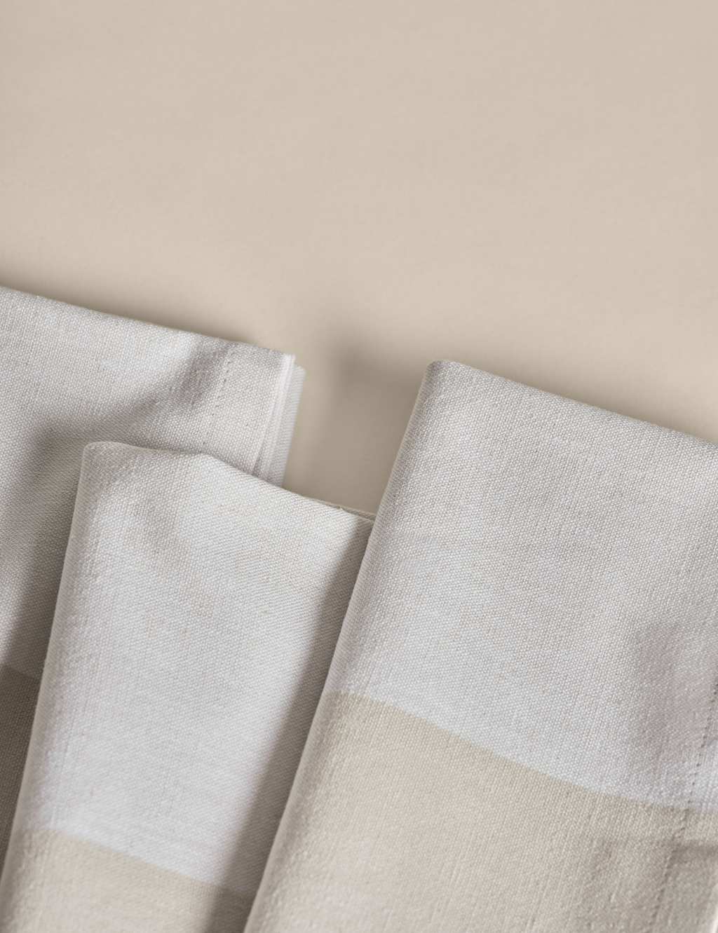 Set of 4 Woven Banded Napkins 3 of 9