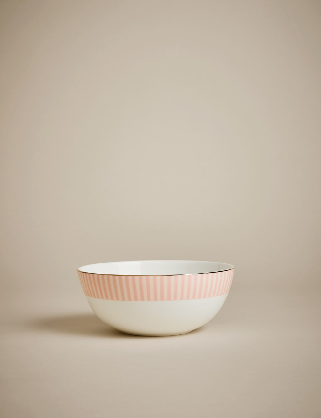 Set of 4 Hampton Cereal Bowls 2 of 5