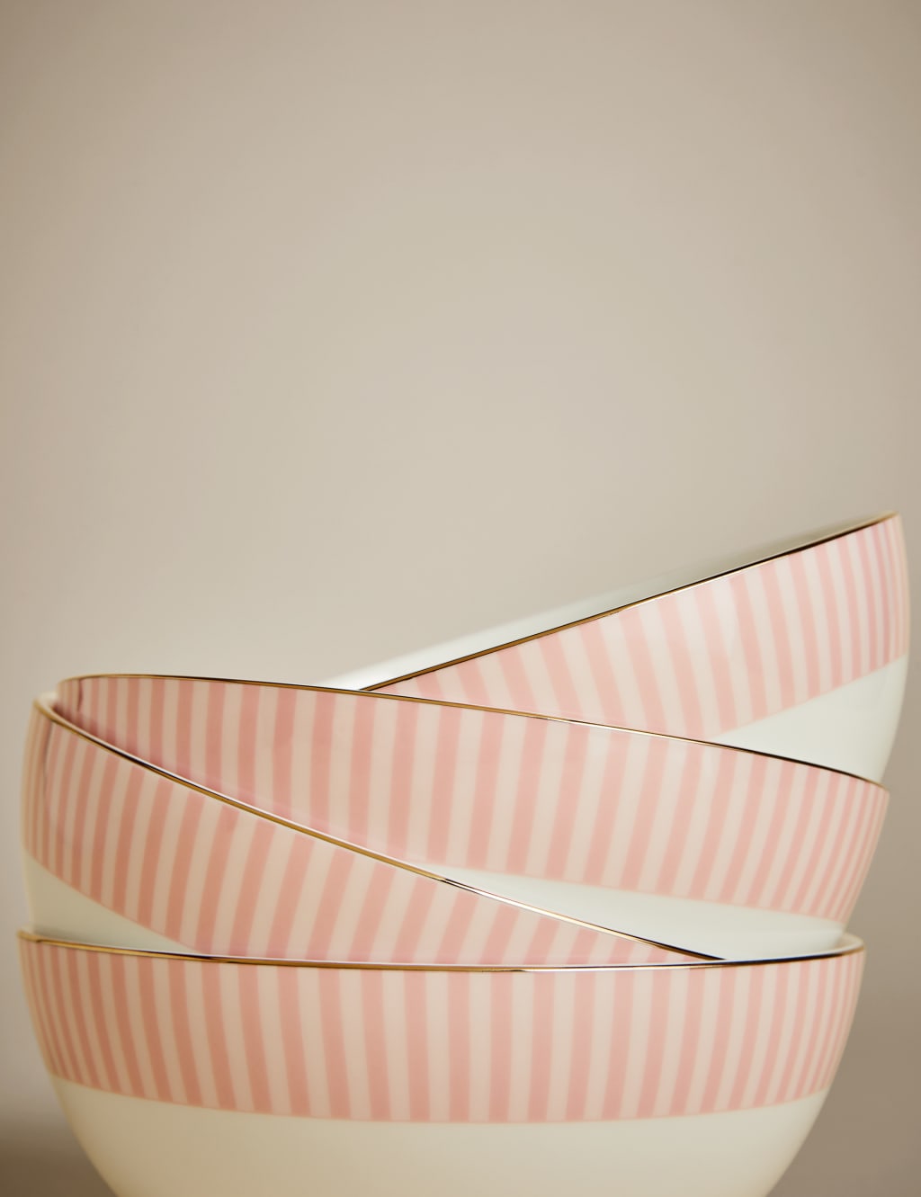Set of 4 Hampton Cereal Bowls 5 of 5