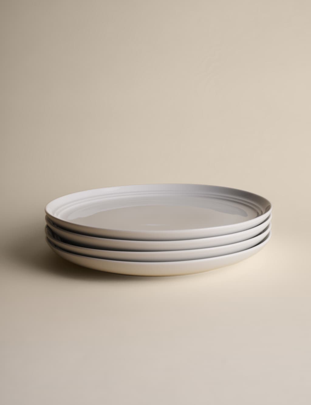 Set of 4 Marlowe Dinner Plates 1 of 4
