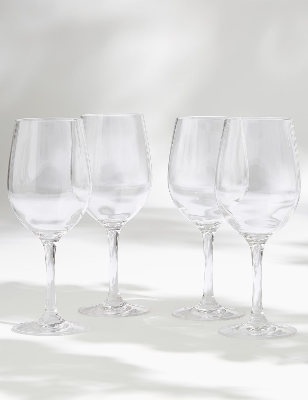 Set of 4 Picnic Wine Glasses 1 of 5