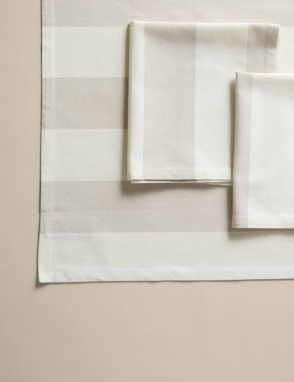 Set of 4 Cotton with Linen Wide Stripe Napkins 3 of 4
