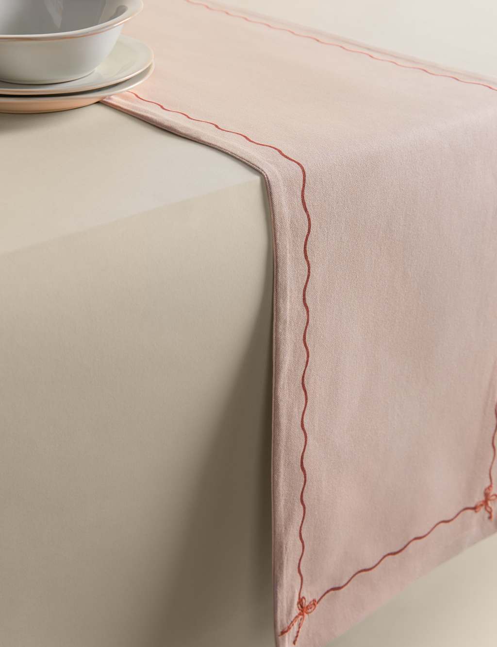 Pure Cotton Embroidered Table Runner 2 of 4
