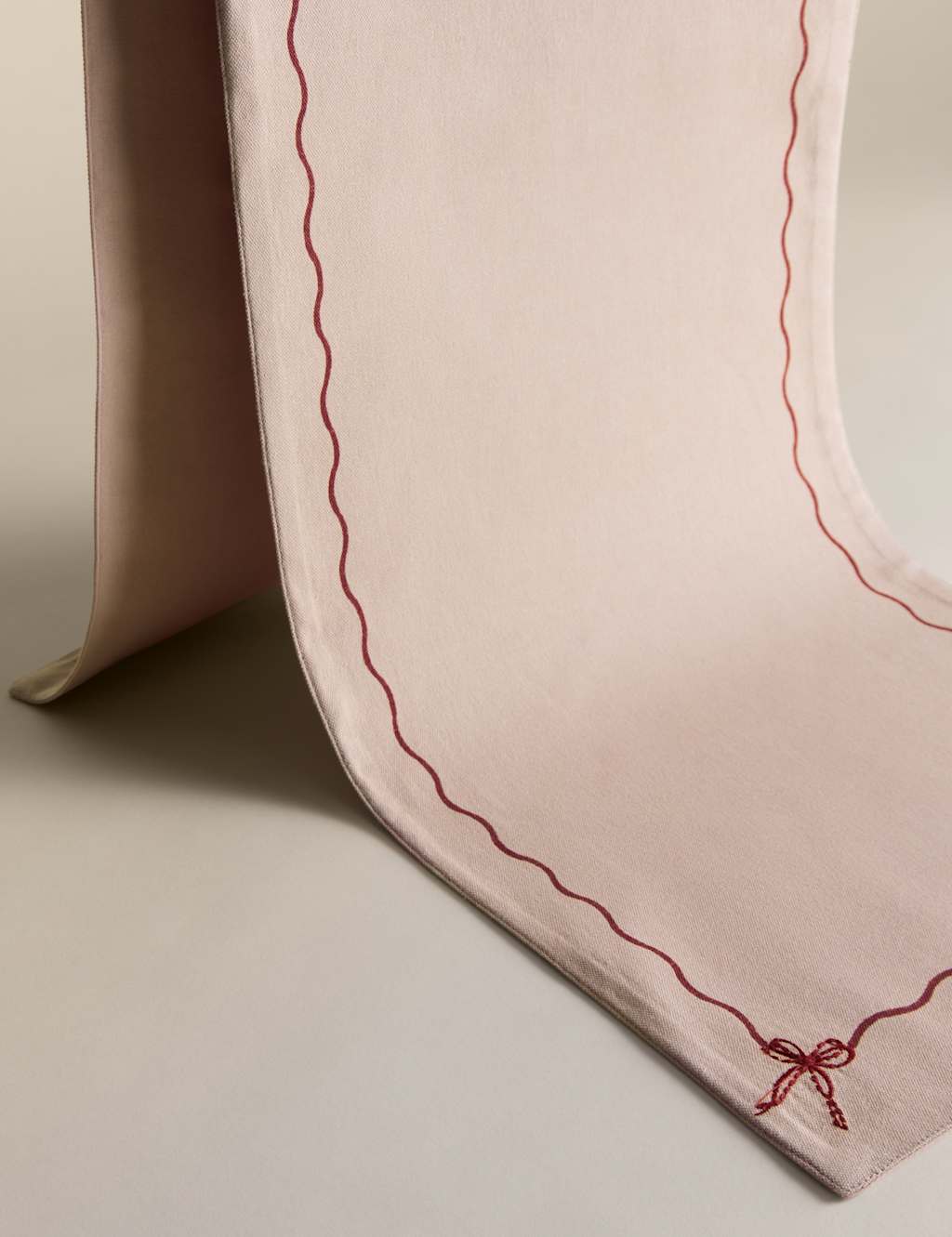 Pure Cotton Embroidered Table Runner 4 of 4