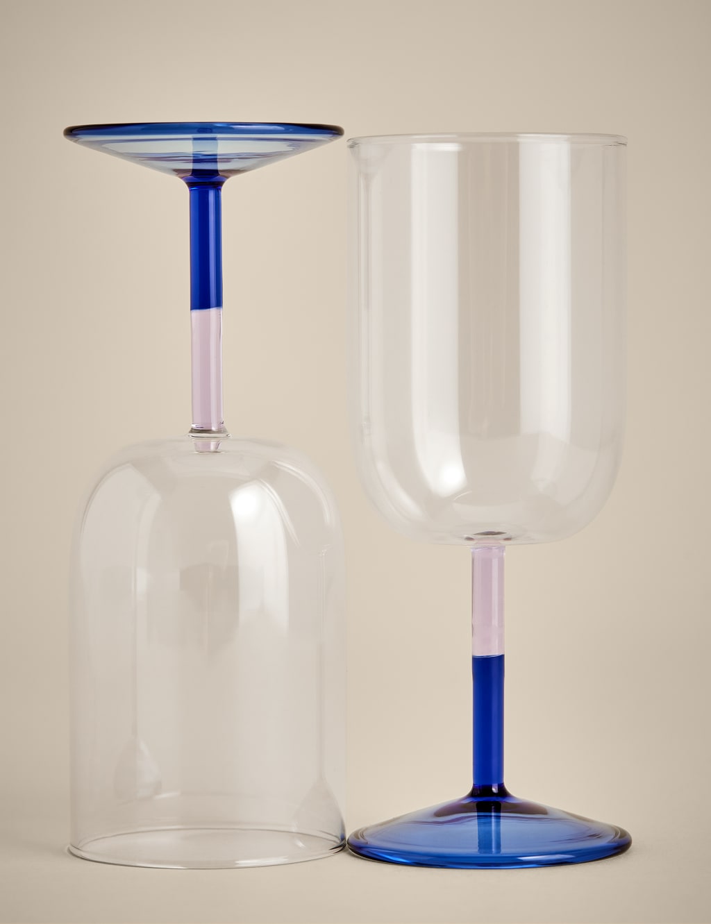Set of 2 Two Tone Wine Glasses 2 of 5