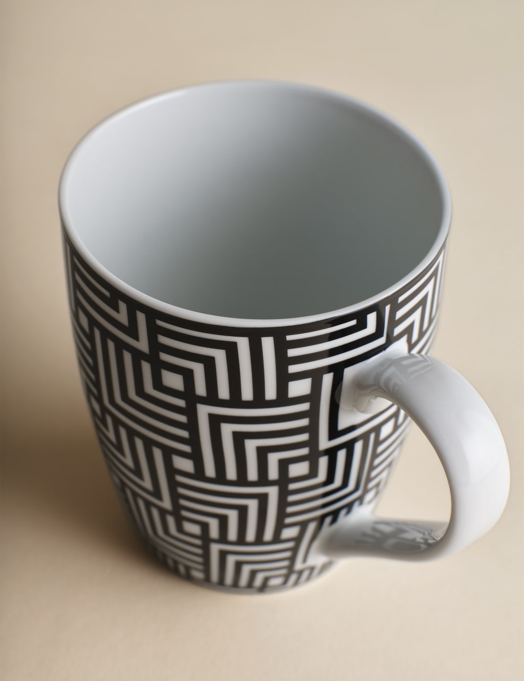 Set of 4 Geometric Mugs 3 of 4