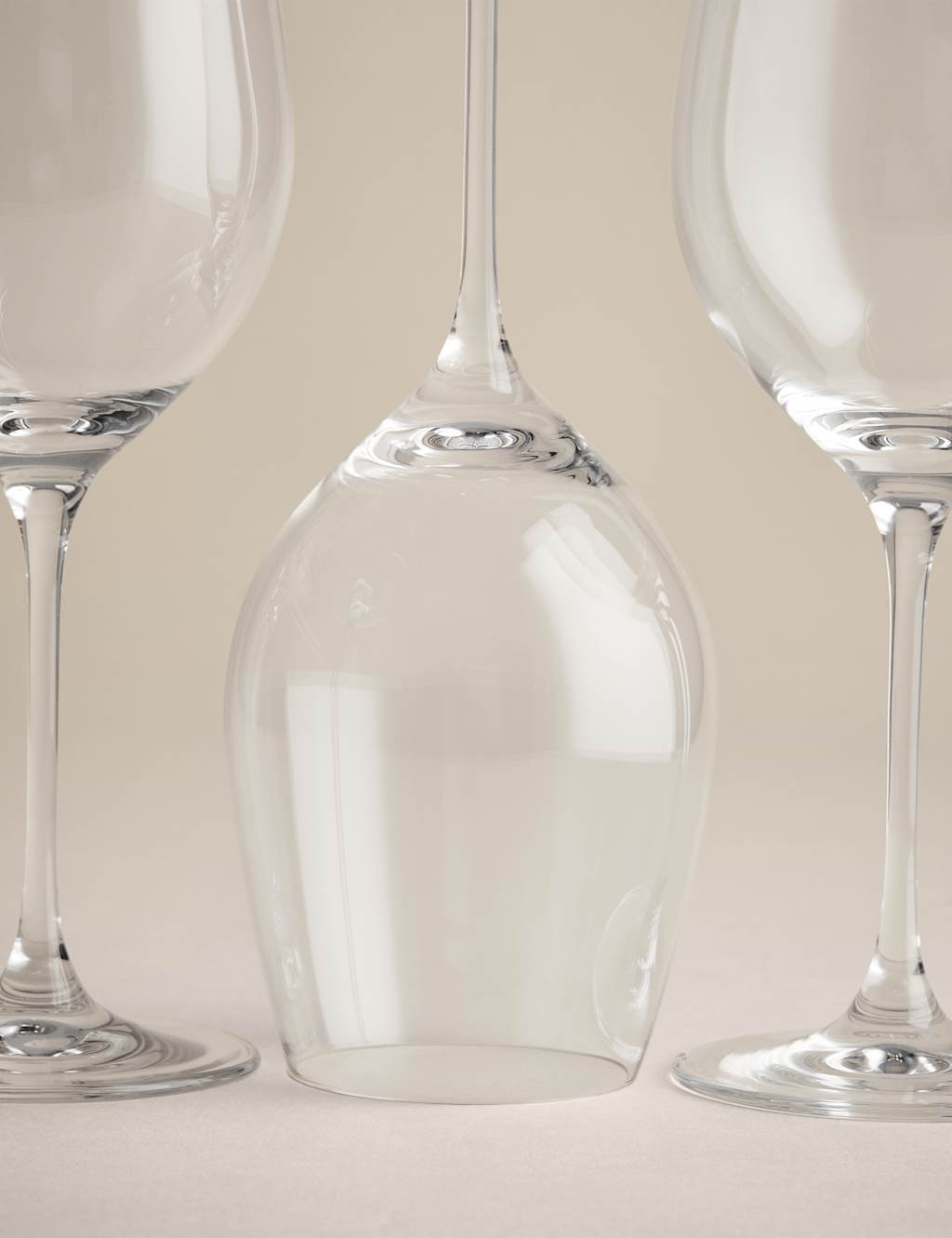 Set of 4 Maxim Red Wine Glasses 4 of 6
