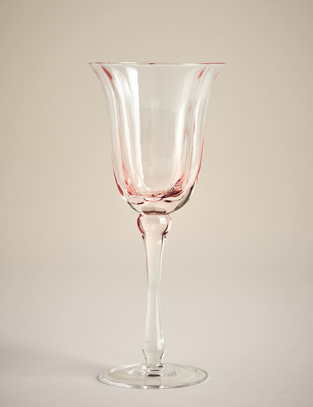 Set of 2 Fleur Ombré Wine Glasses 2 of 5