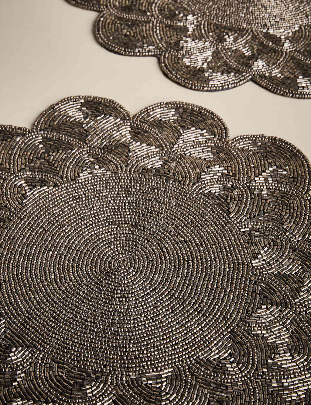 Set of 2 Beaded Scallop Placemats 2 of 3