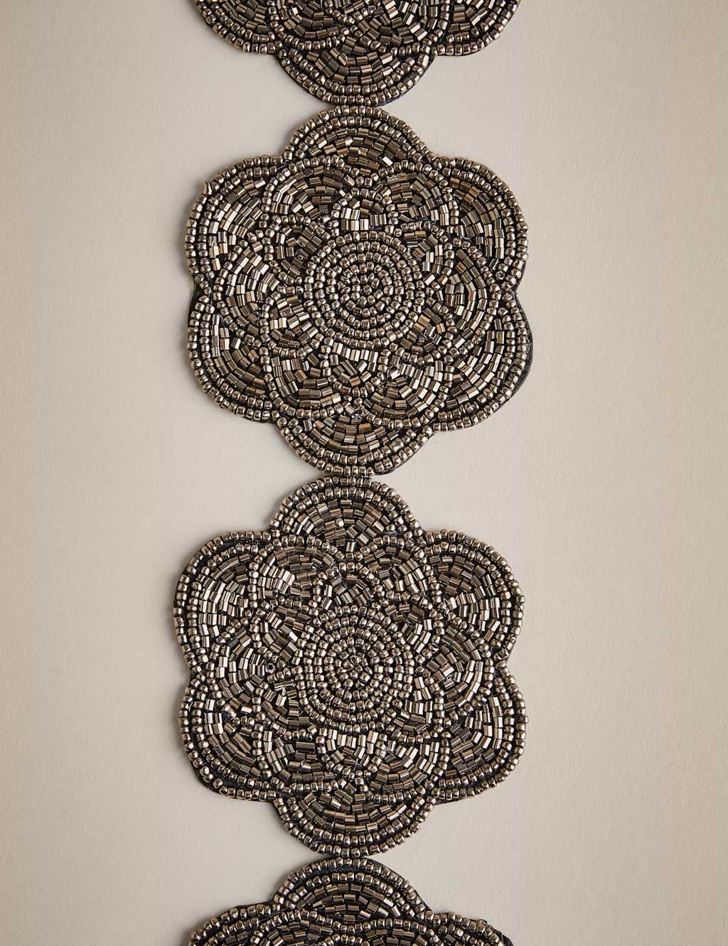 Set of 4 Beaded Scallop Coasters 2 of 4