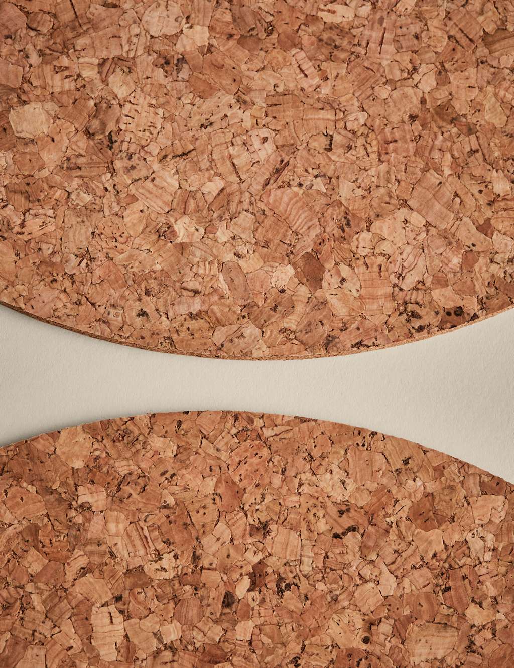 Set of 4 Round Cork Placemats 3 of 4