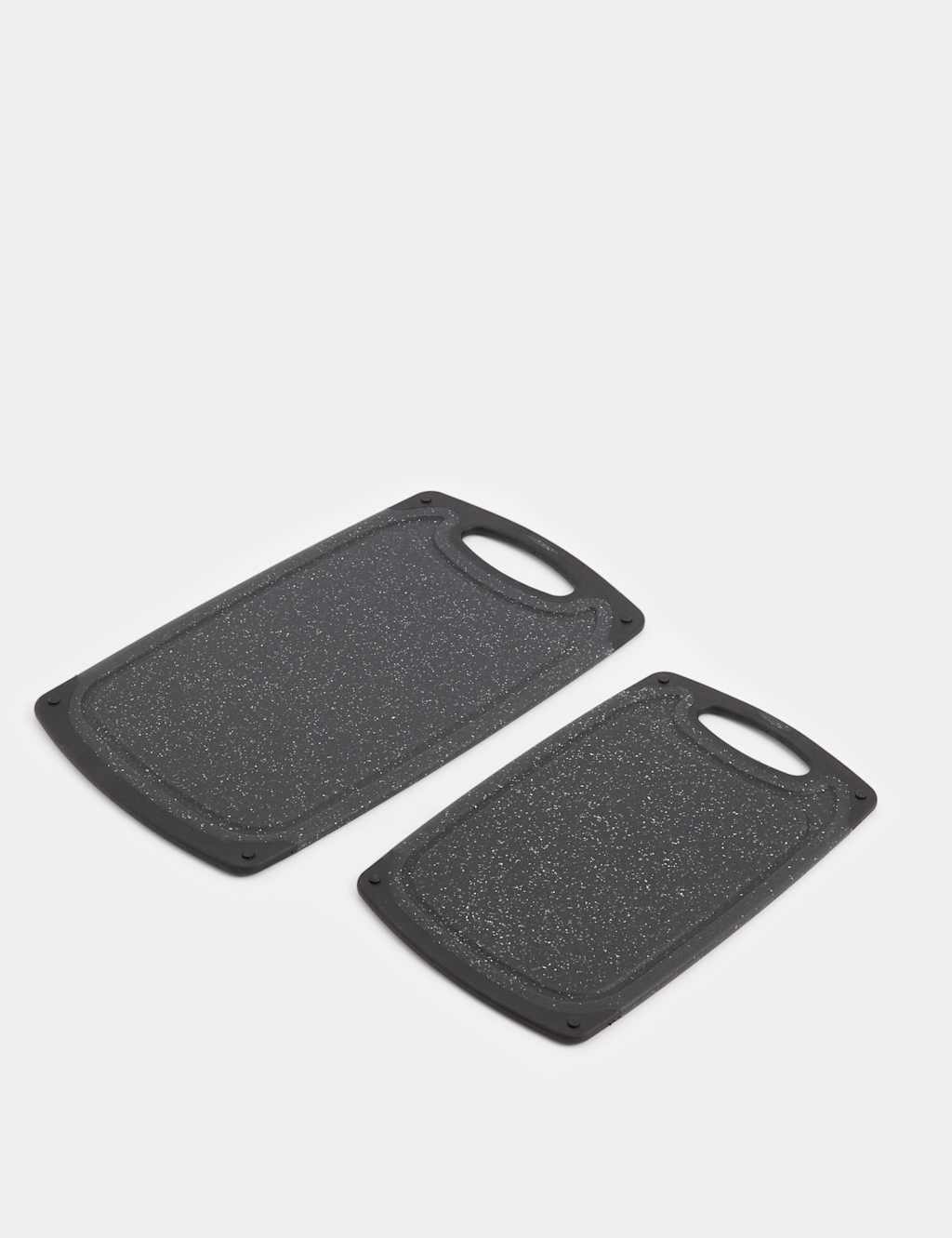 Set of 2 Non Slip Chopping Boards 3 of 4