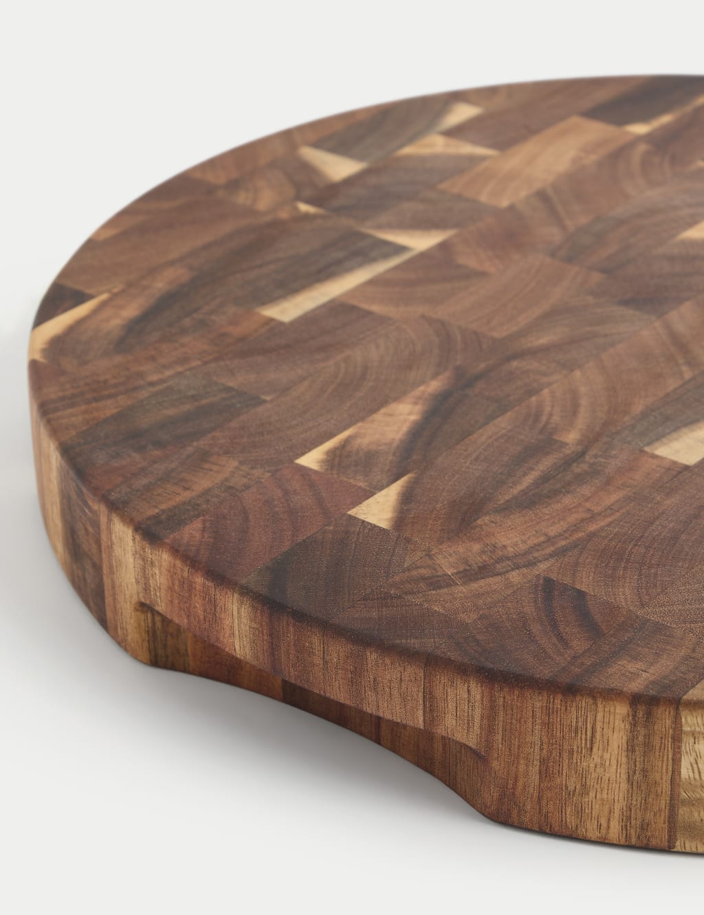 Wooden Round Chopping Board 4 of 4