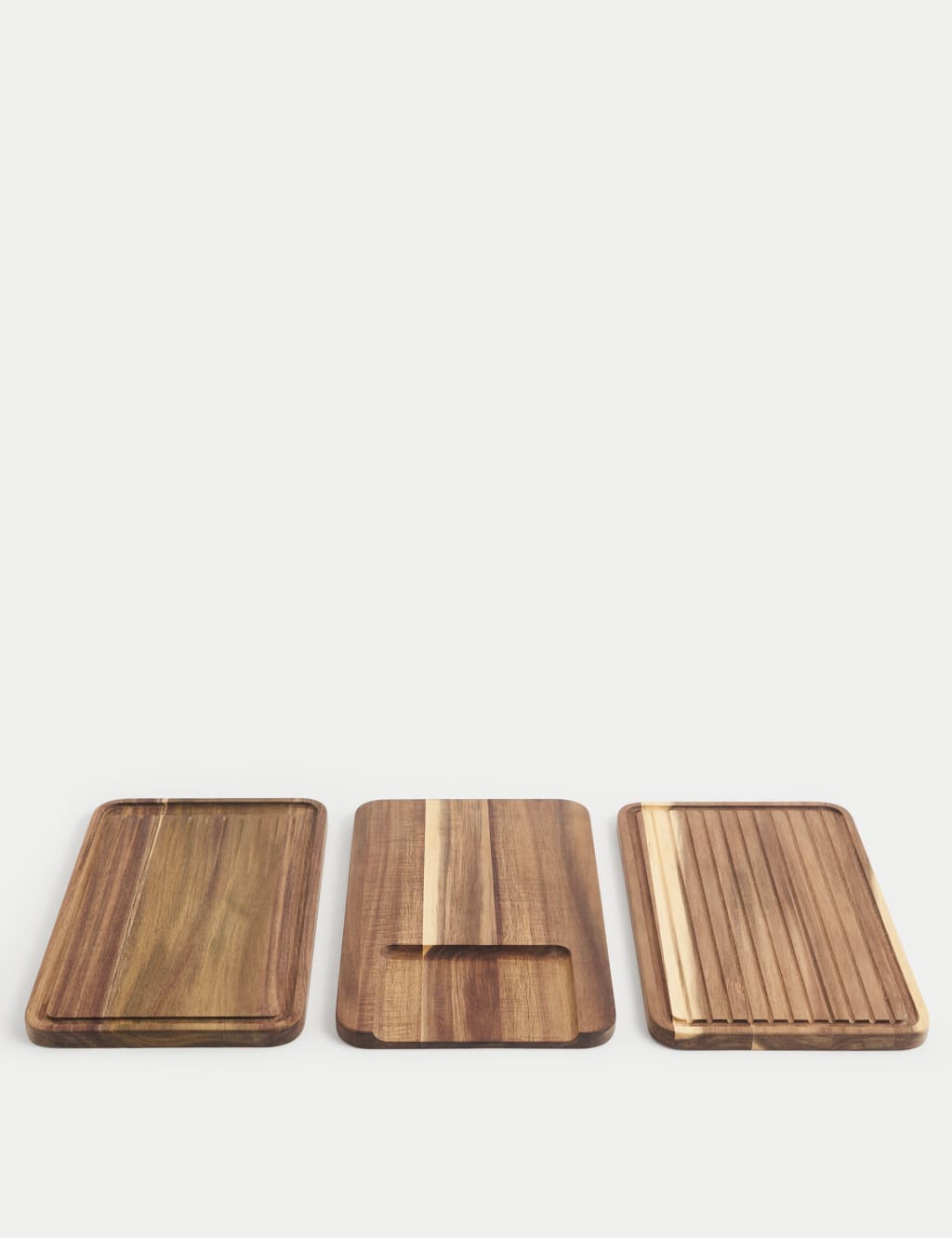 Set of 3 Wooden Chopping Boards 2 of 4