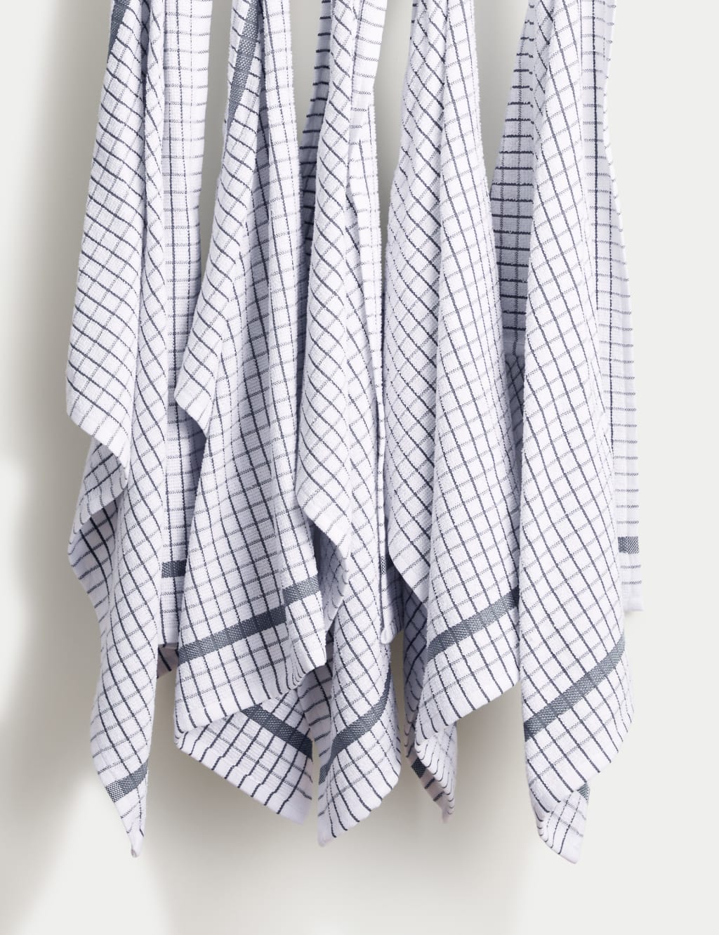 Set of 5 Checked Terry Tea Towels 2 of 3
