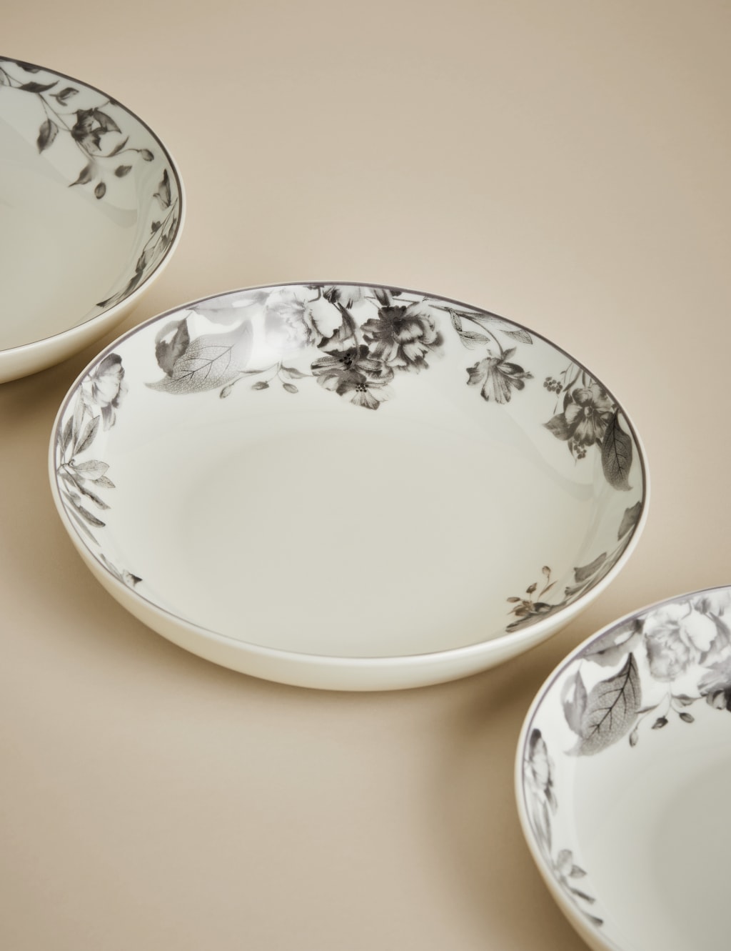 Set of 4 Floral Pasta Bowls 5 of 5
