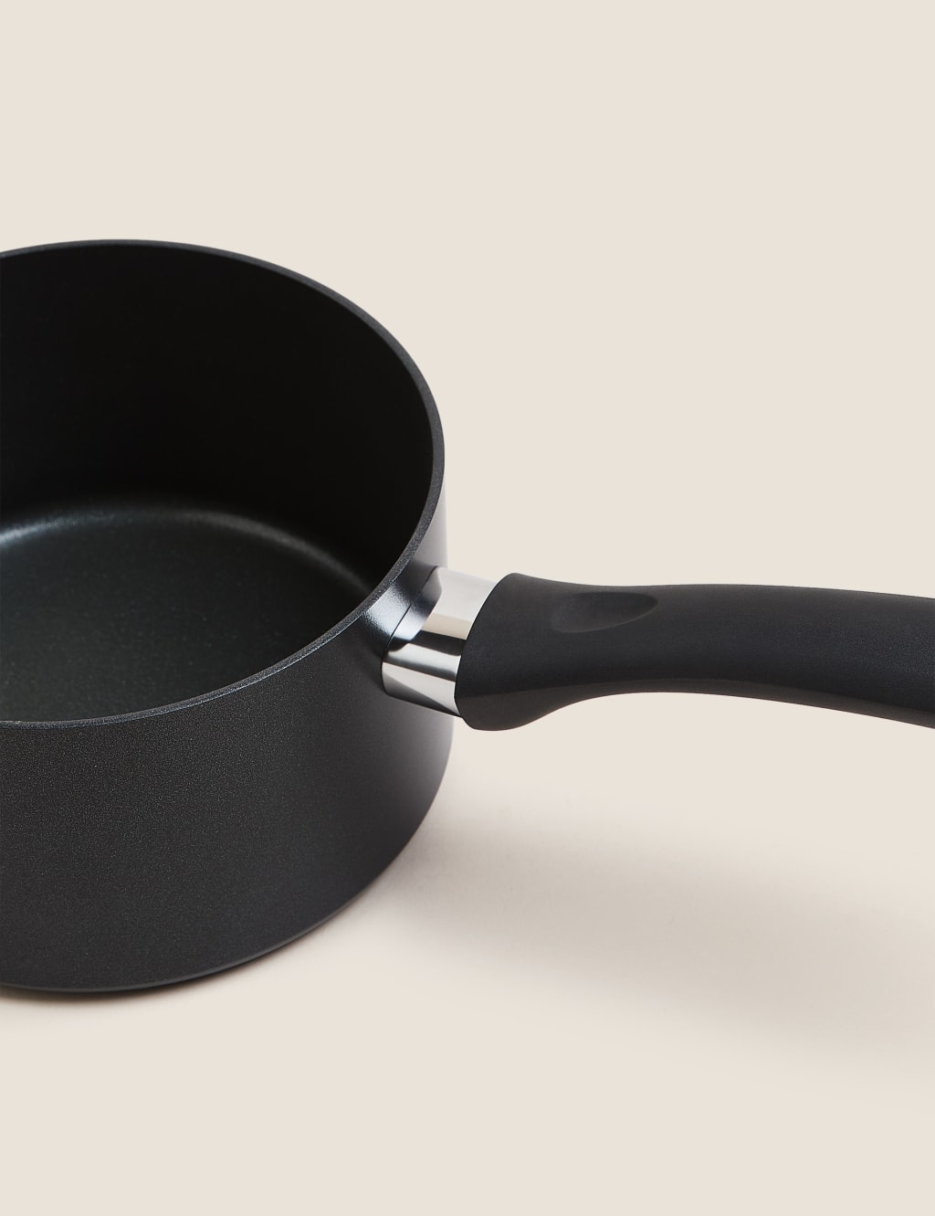 Black Aluminium 16cm Non-Stick Saucepan 3 of 4