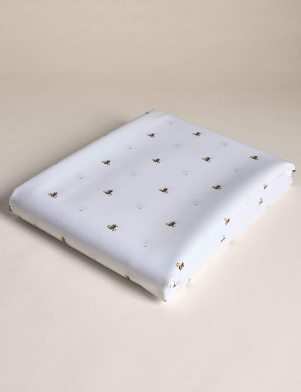 Bee Wipe Clean Tablecloth 2 of 5