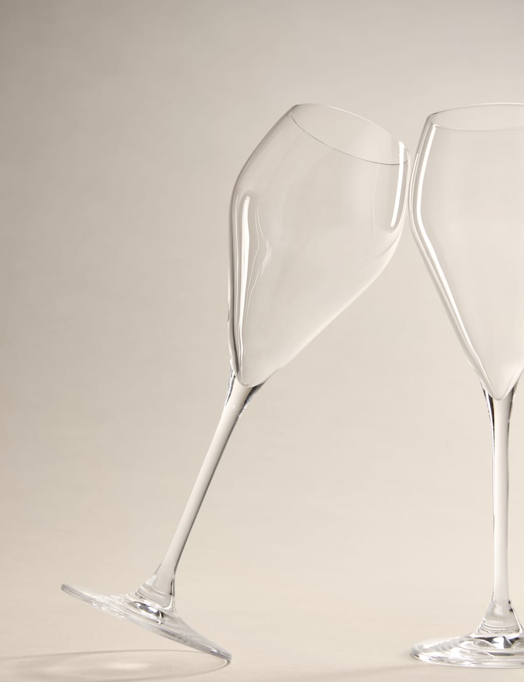 Set of 2 Prosecco Glasses 2 of 3