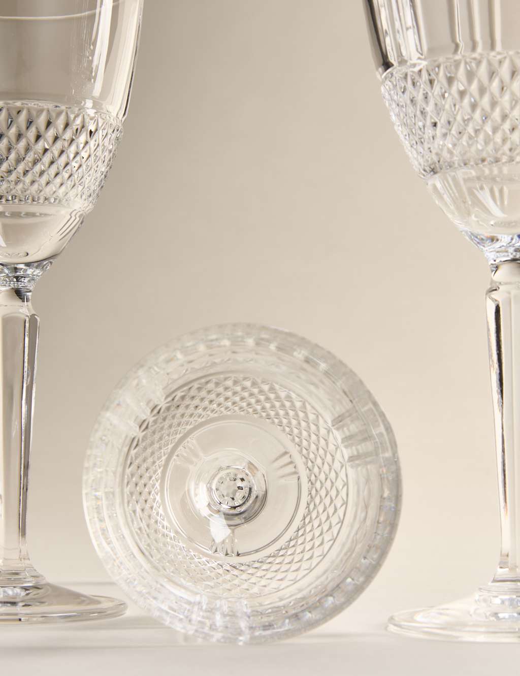 Set of 4 Adeline Wine Glasses 5 of 6