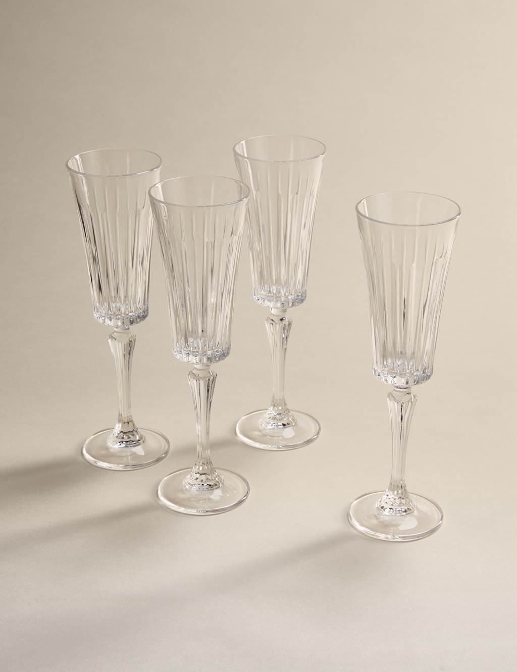 Set of 4 Timeless Champagne Flutes 3 of 6