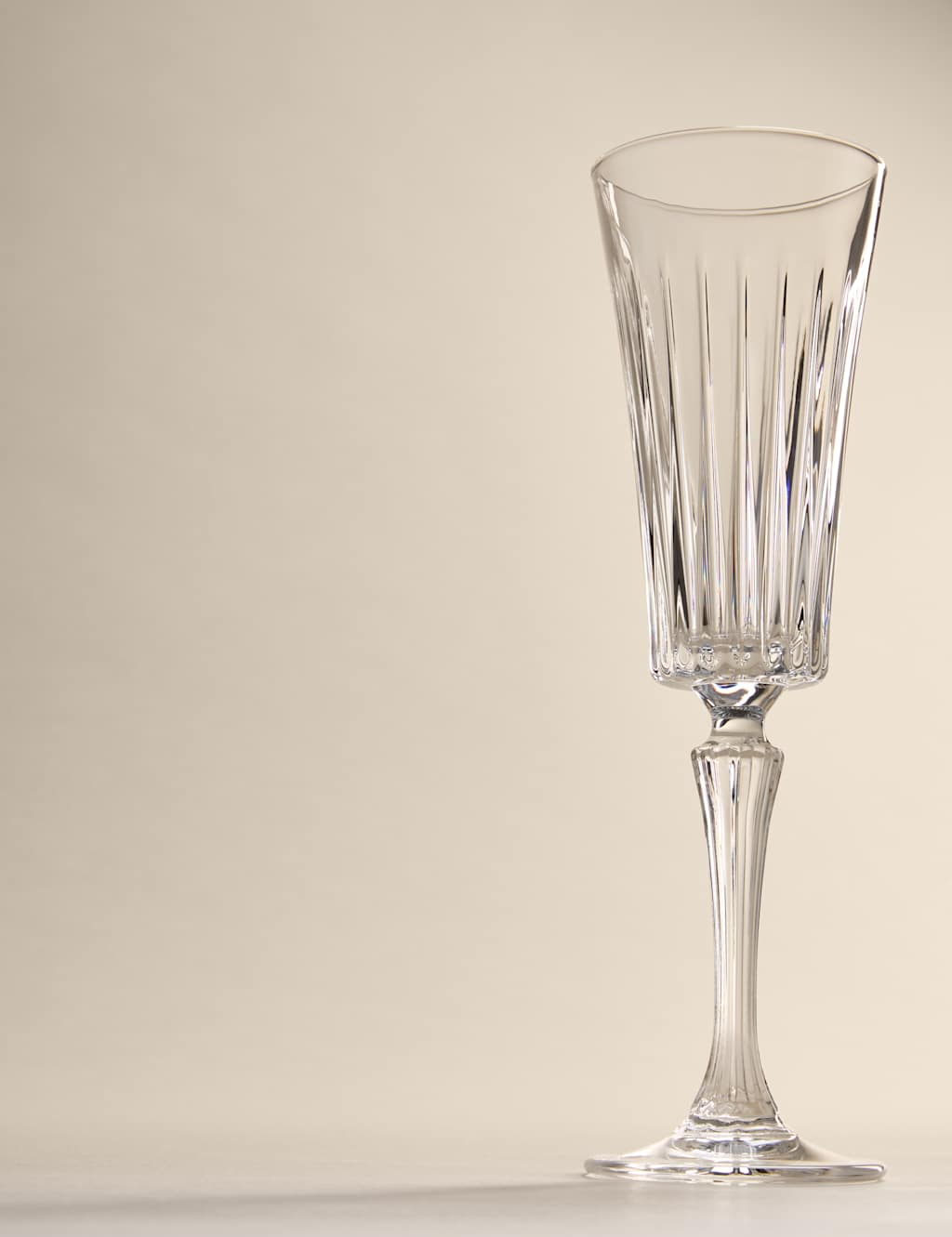 Set of 4 Timeless Champagne Flutes 5 of 6