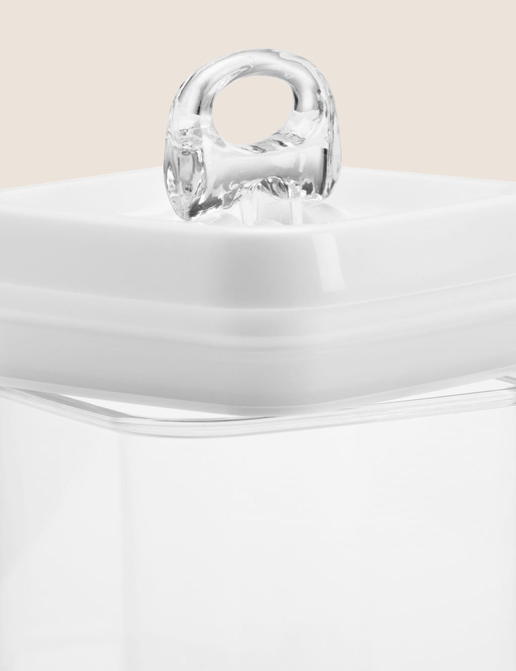 0.5L Square Flip-Tight Food Storage 3 of 3